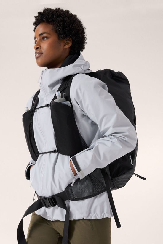 Arc'teryx Womens Beta Jacket Solitude
