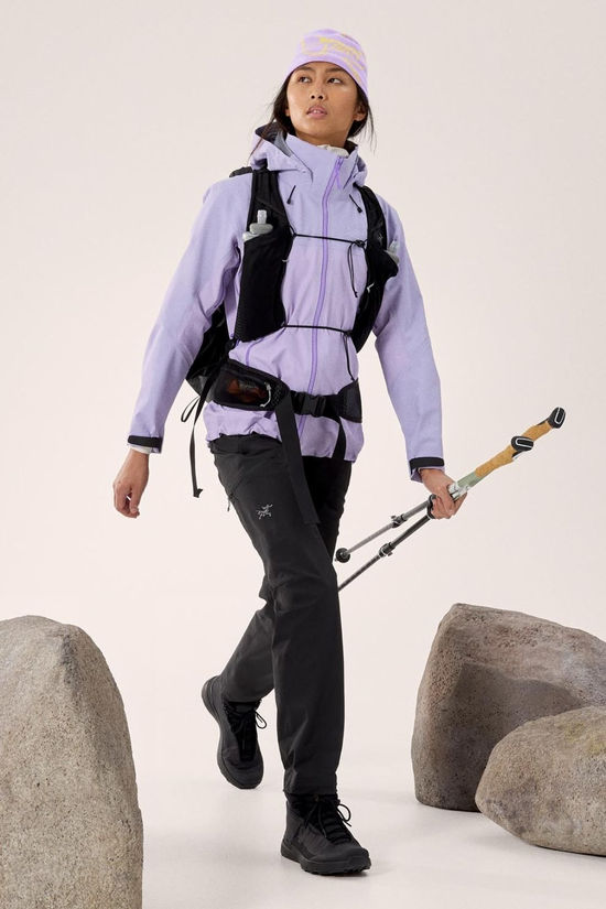 Arc'teryx Womens Beta AR Jacket Mallow
