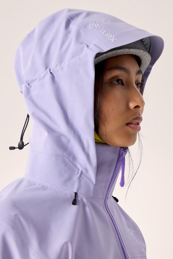 Arc'teryx Womens Beta AR Jacket Mallow