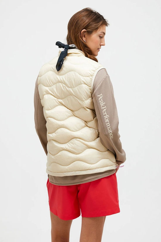Peak Performance Womens Helium Utility Down Vest Sand Fog - Sunny