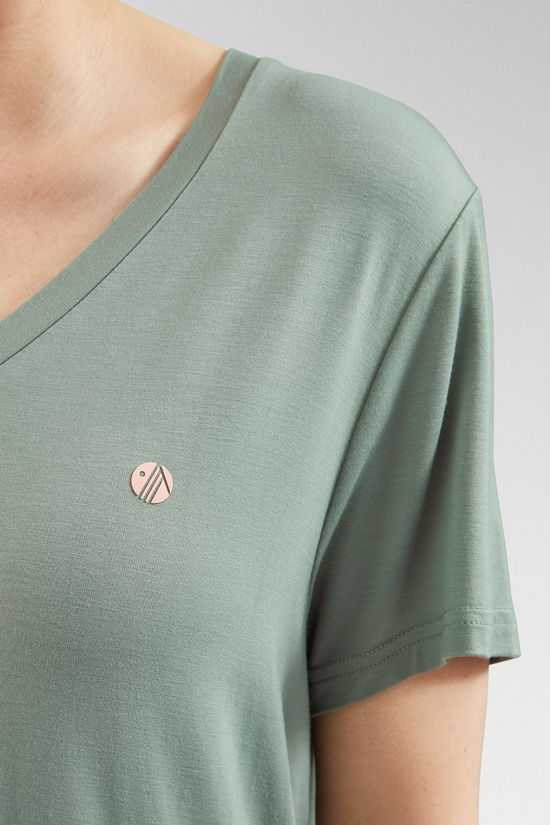 Acai Womens Relaxed T-Shirt Lilypad