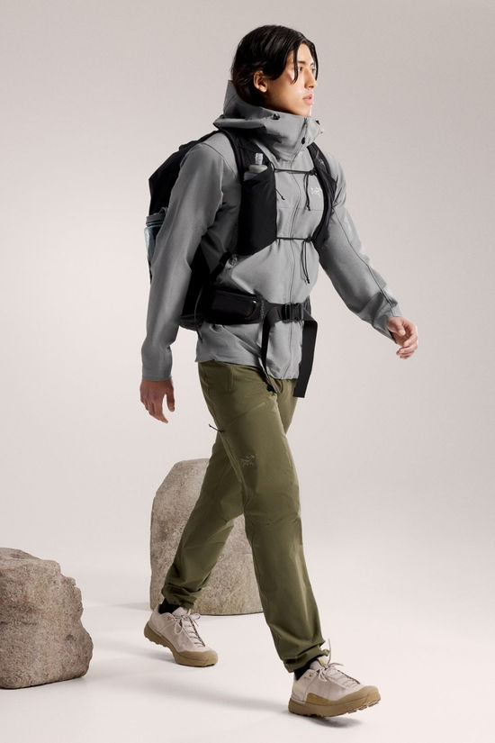 Arc'teryx Mens Gamma Hooded Jacket  Void