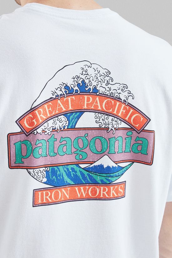 Patagonia Mens Great Waves Responsibili- T-Shirt White