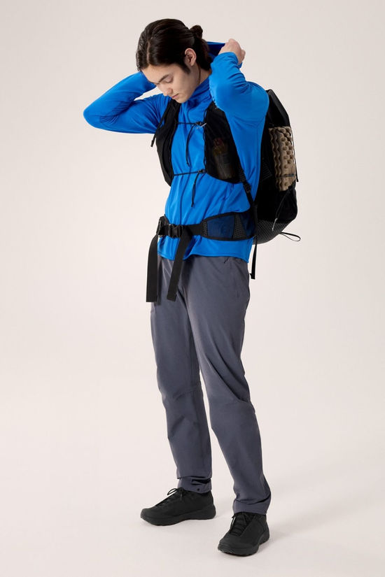 Arc'teryx Mens Kyanite Lightweight Hooded Fleece Fluidity