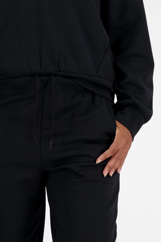 New Balance Womens Tech Knit Jogger Pants Black