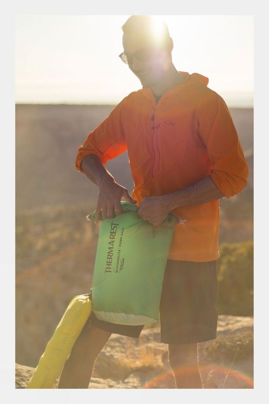 Therm-a-Rest BlockerLite Pump Sack Green