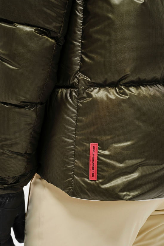 The Mountain Studio Womens D-5 Pertex Reversible Tecno Down Jacket Forest Green-Castle Wall