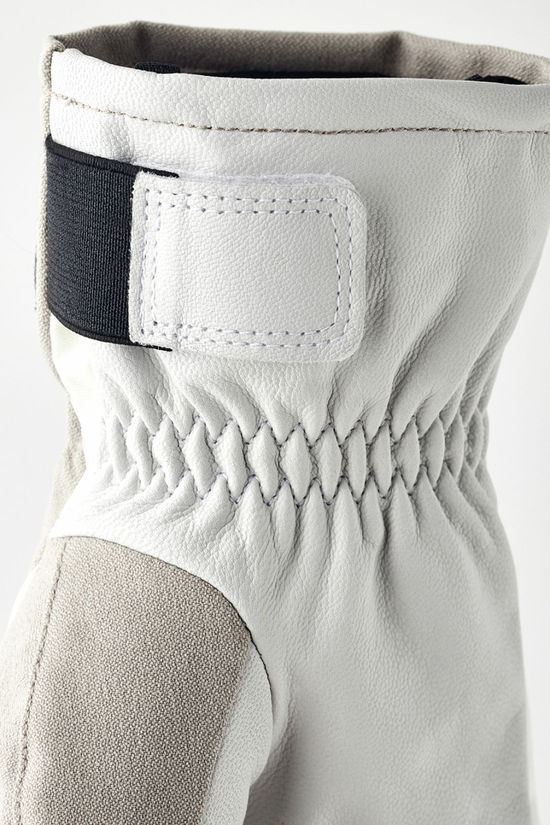 Hestra Womens Powder Short 5 Finger Ski Gloves Beige