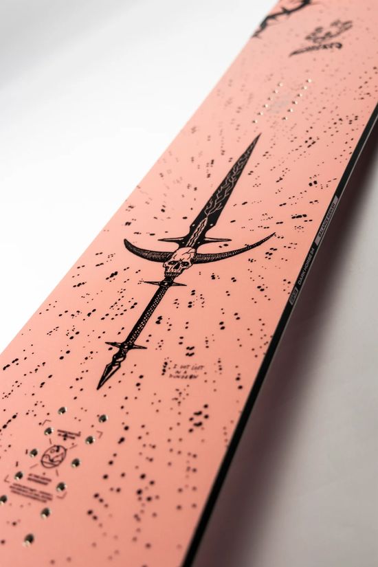 Capita Dark Horse Snowboard Pink / Black