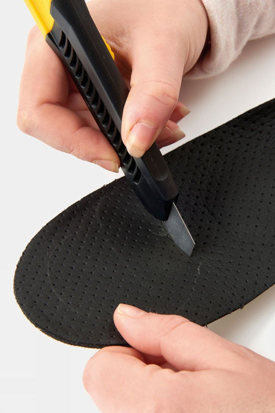 Thermic Heated Insoles Heat Kit + C-Pack 1700B Batteries Bundle black
